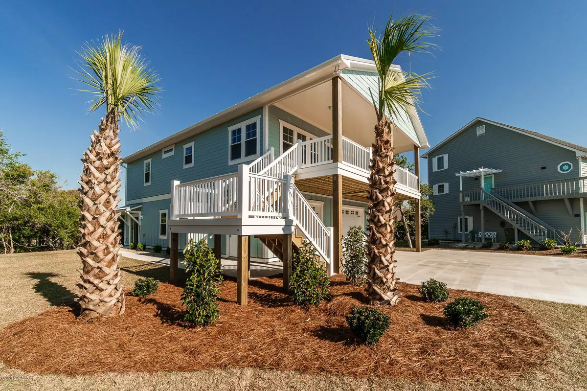 Emerald Isle, NC 28594,108 Dorothy CT