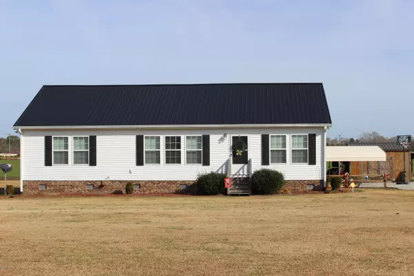 179 Ravenwood LN, Pollocksville, NC 28573