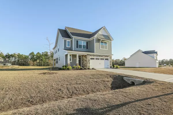 Hubert, NC 28539,680 Aria LN