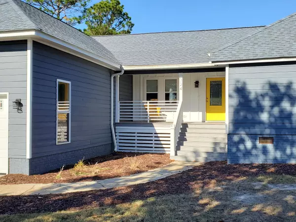 324 Club CT, Wilmington, NC 28412