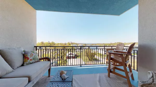 Morehead City, NC 28557,4425 Arendell ST #402