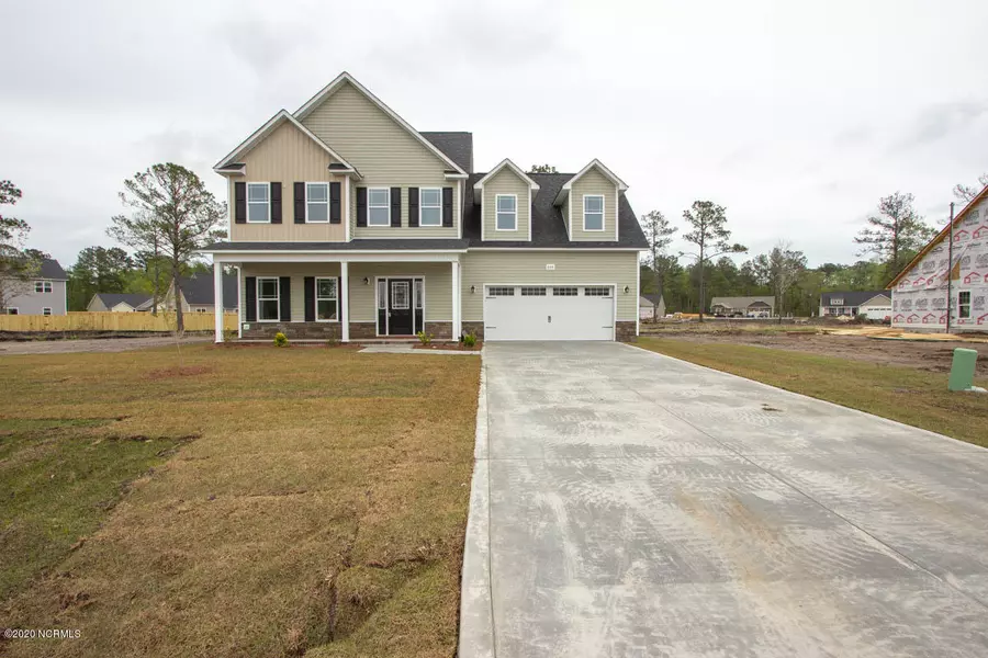 604 Coral Reef CT, Sneads Ferry, NC 28460