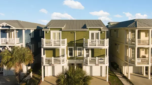 Kure Beach, NC 28449,1002 Fort Fisher BLVD N #B