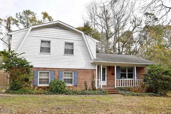 521 Porters Neck RD, Wilmington, NC 28411