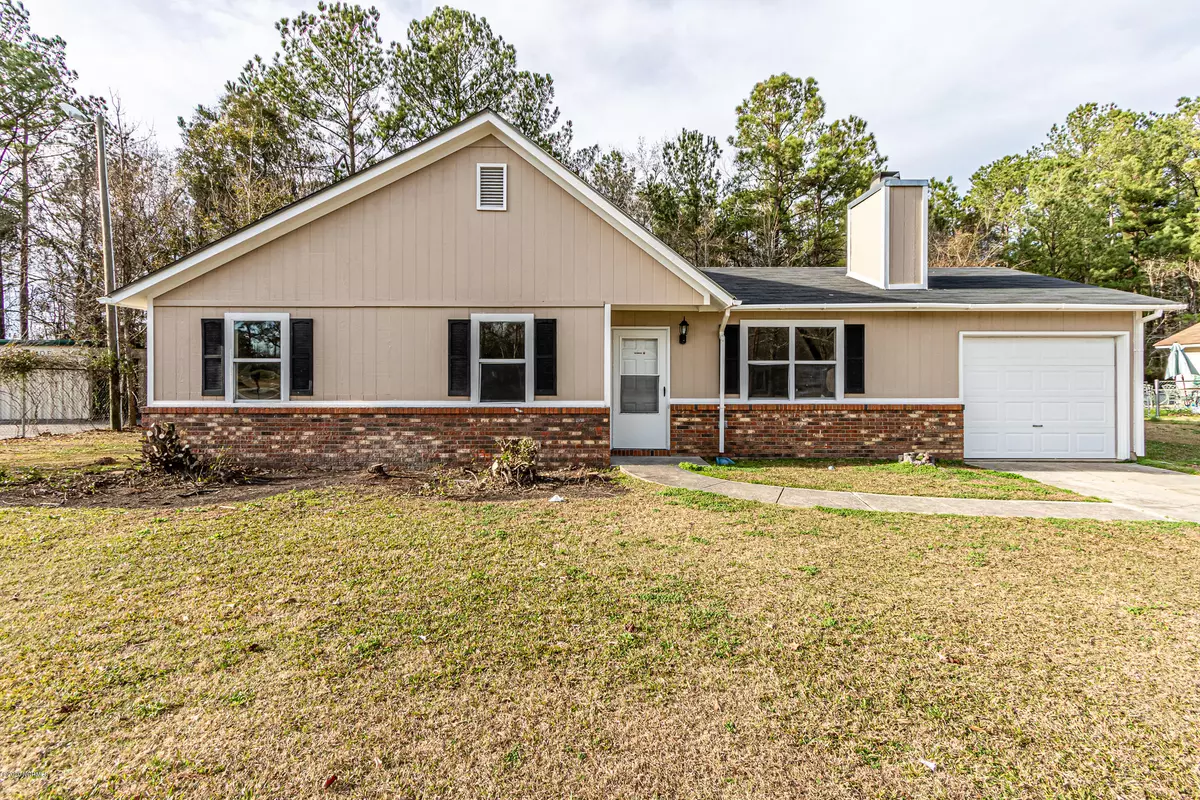 Jacksonville, NC 28546,115 Hunting Green DR