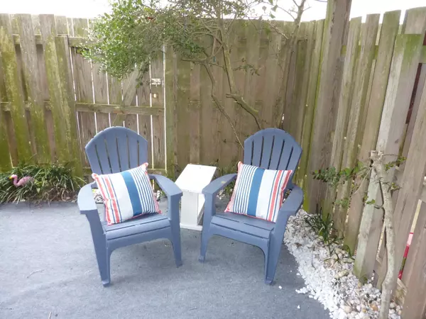 Pine Knoll Shores, NC 28512,273 Salter Path RD #27 Pine Knoll Townes