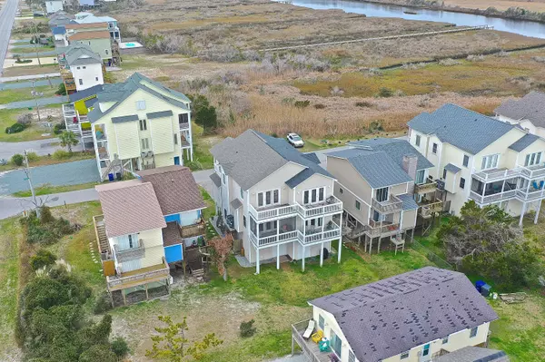 North Topsail Beach, NC 28460,104 Sea Oaks CT