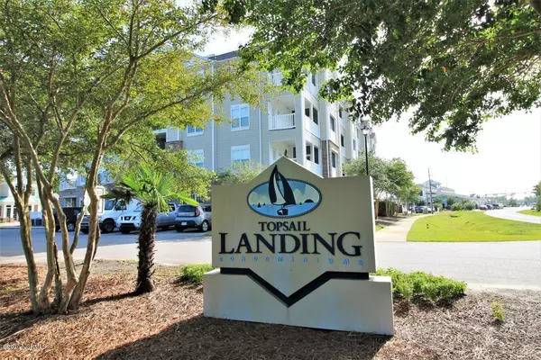 300 Gateway Condos DR #316, Surf City, NC 28445