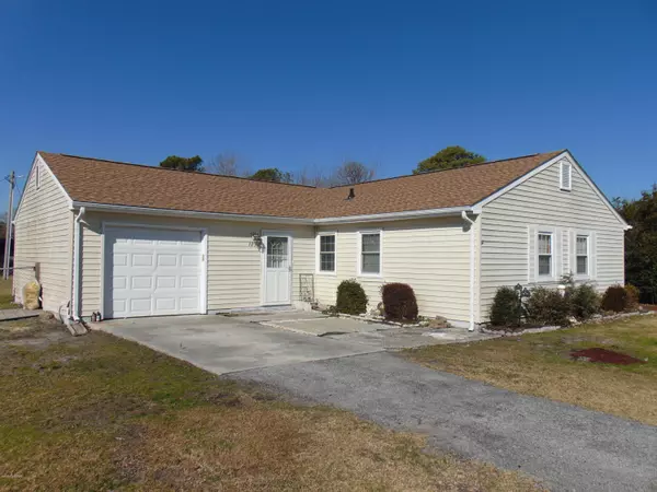 1252 Hibbs RD, Newport, NC 28570