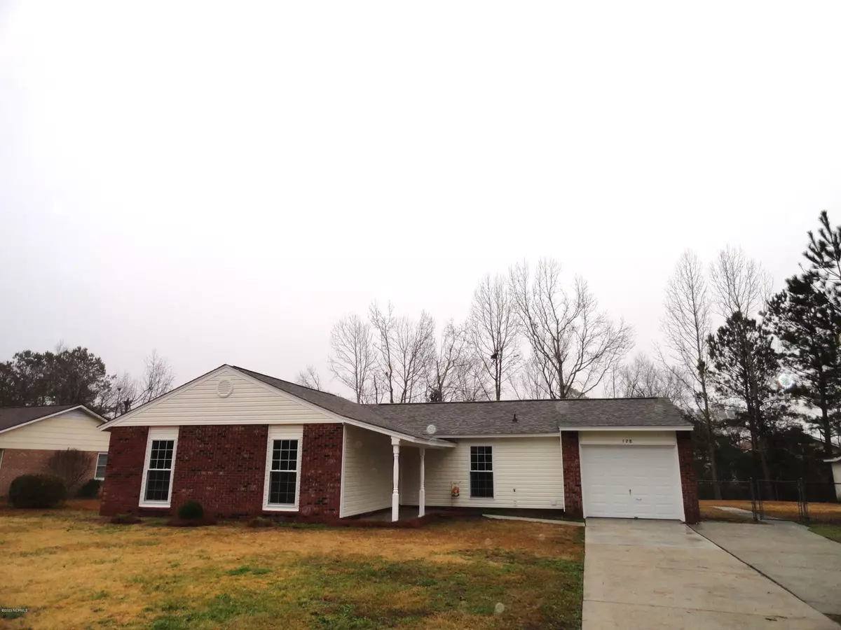 Havelock, NC 28532,128 Shipman RD