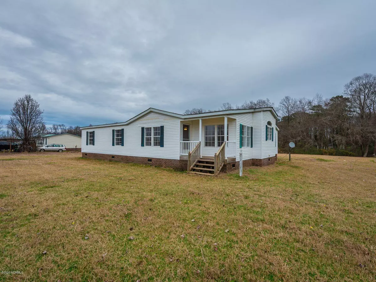 Kenly, NC 27542,8122 Brooks Road