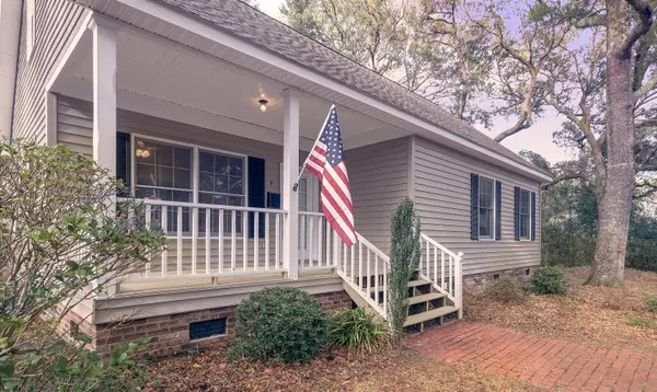 313 E Brown ST #6, Southport, NC 28461