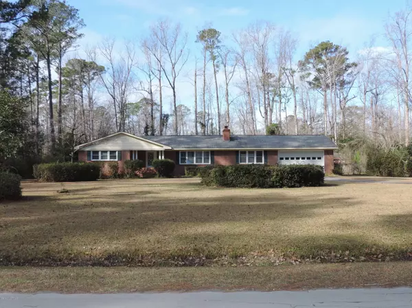 411 Flanners Beach RD, New Bern, NC 28560