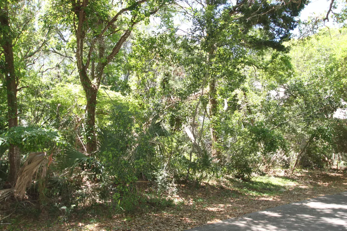 Bald Head Island, NC 28461,622 Currituck Way