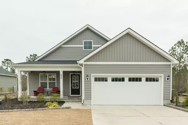 423 Pebble Shore DR, Sneads Ferry, NC 28460