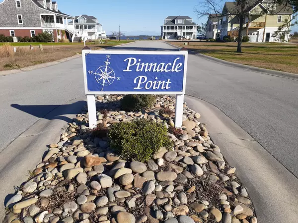 Morehead City, NC 28557,1104 Pinnacle CT