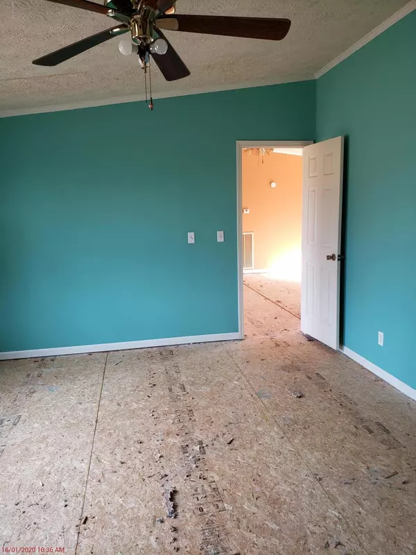 Watha, NC 28478,167 Promised Land RD