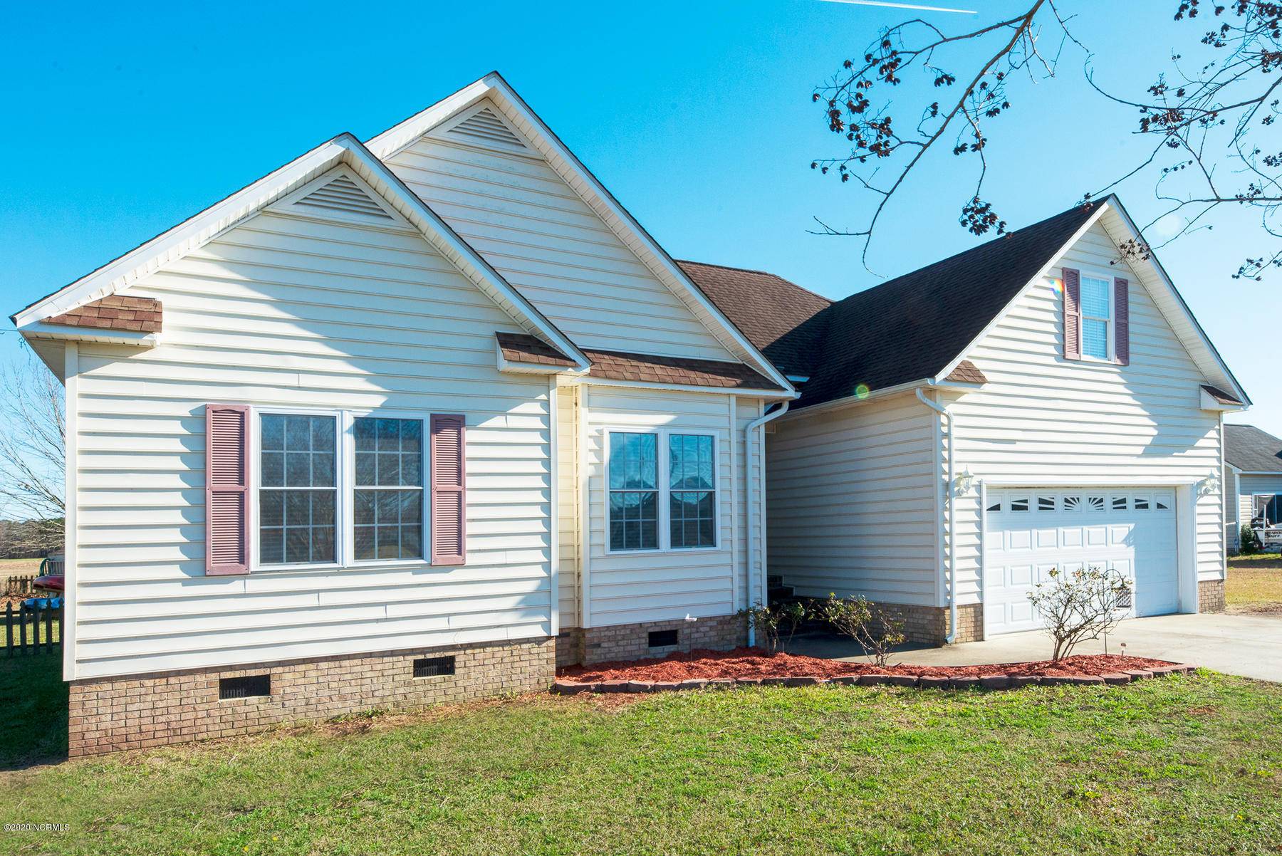 Chocowinity, NC 27817,463 Taylor RD