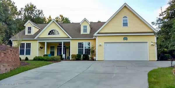 10000 Coast Guard RD, Emerald Isle, NC 28594