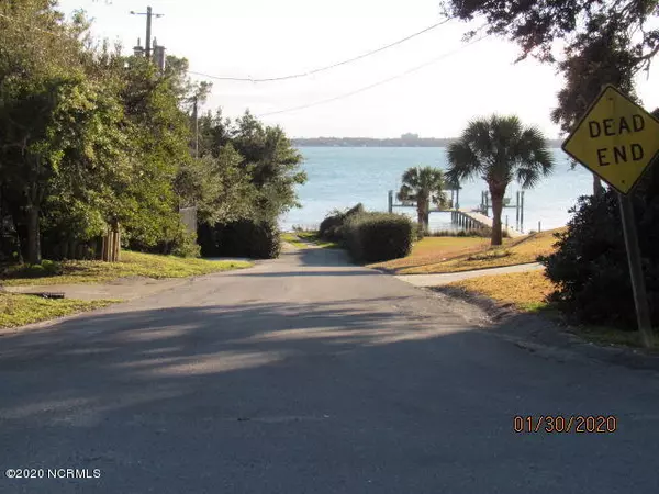 Morehead City, NC 28557,156 Banks ST