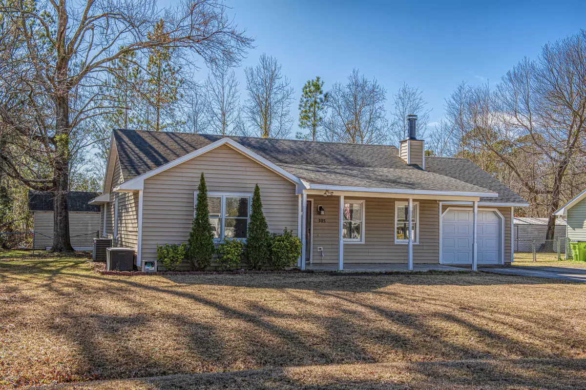 Havelock, NC 28532,305 Little John LN