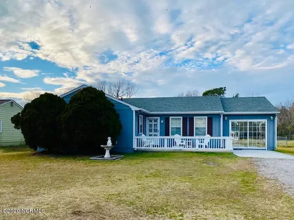 1142 Hibbs RD, Newport, NC 28570