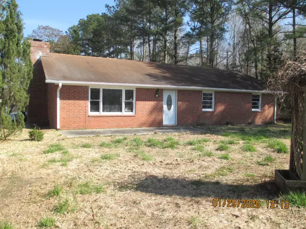 125 Elizabeth DR E, Hubert, NC 28539