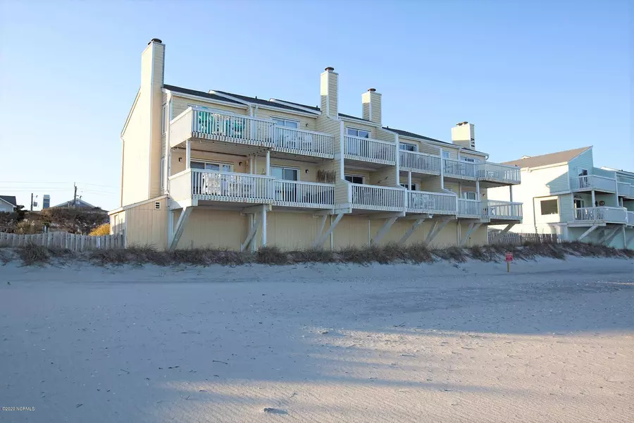 1003 Pelican CT #1003, Kure Beach, NC 28449