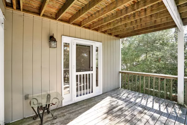 Oak Island, NC 28465,220 Norton ST