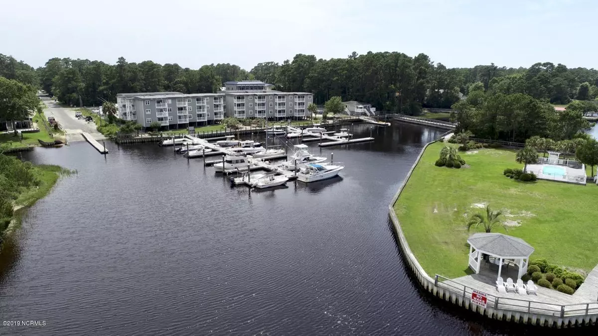 Oak Island, NC 28465,5400 E Yacht DR #D9