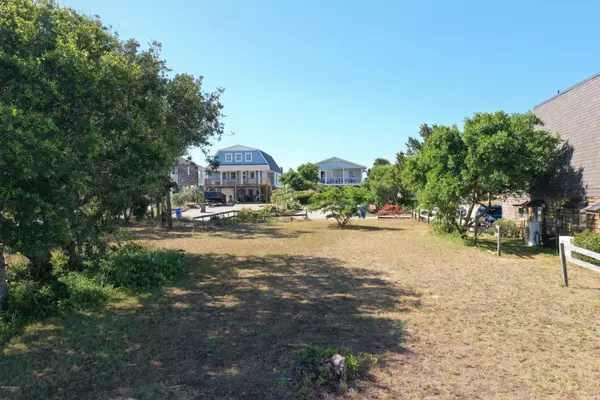 Oak Island, NC 28465,3912 W Dolphin Drive