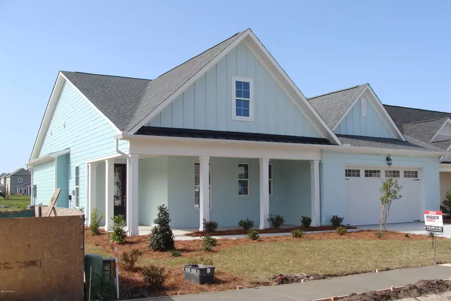 82 Moonlight WALK, Hampstead, NC 28443