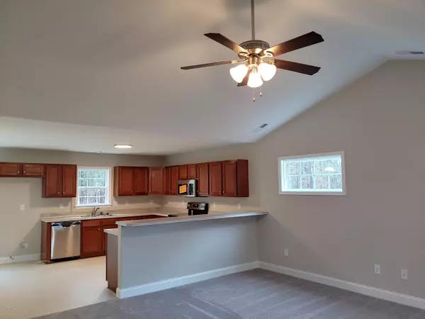 New Bern, NC 28560,3428 Richard CT
