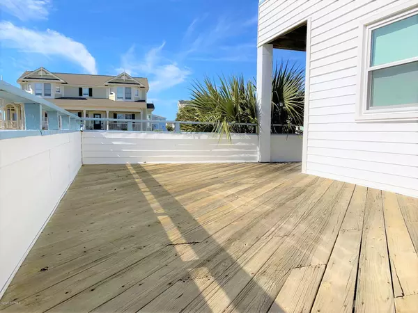 Holden Beach, NC 28462,116 Ferry RD #B