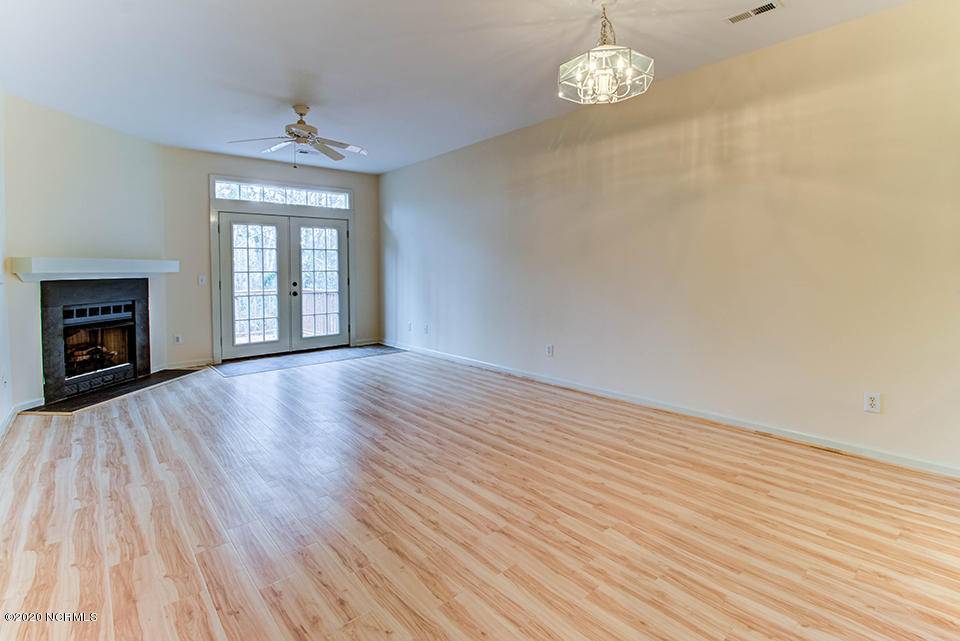 Wilmington, NC 28412,1006 Avenshire CIR