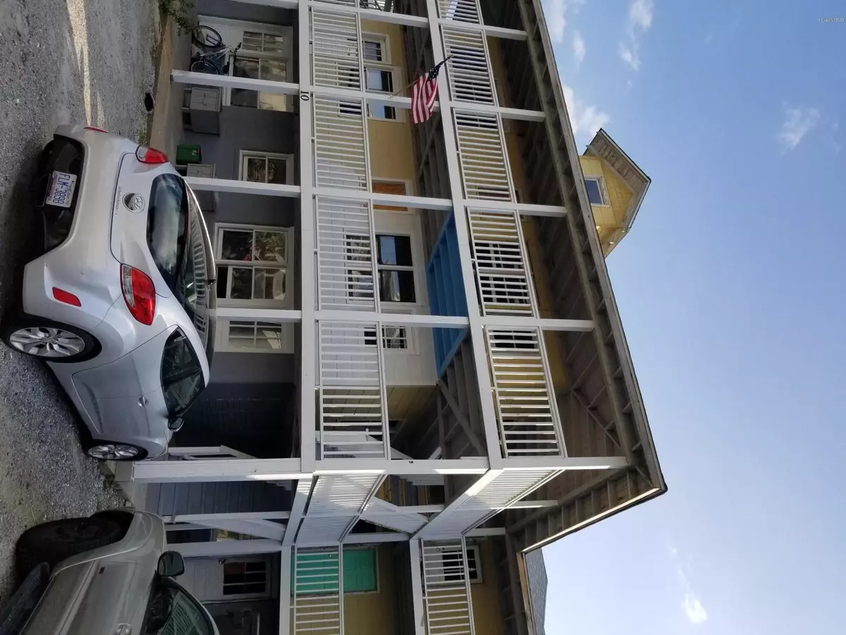 Wrightsville Beach, NC 28480,10 E Greensboro ST E