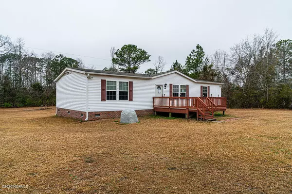 1794 Nc Highway 172, Sneads Ferry, NC 28460