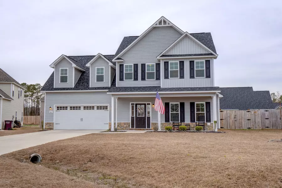 802 Cross Wind CT, Sneads Ferry, NC 28460