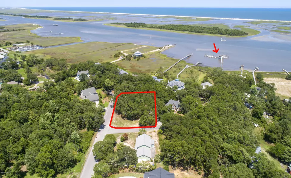 1612 SE Harbor DR, Wilmington, NC 28409