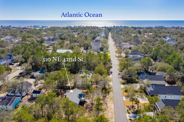 310 NE 42nd ST, Oak Island, NC 28465