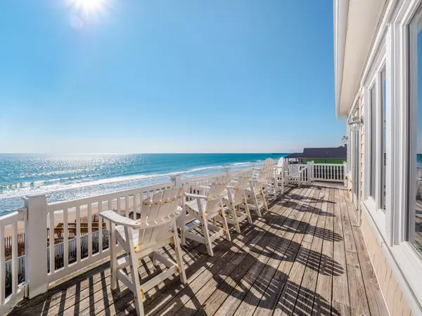 Surf City, NC 28445,502 N Shore DR