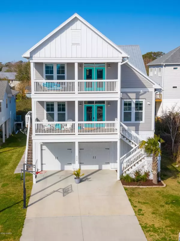 604 S Third ST, Carolina Beach, NC 28428