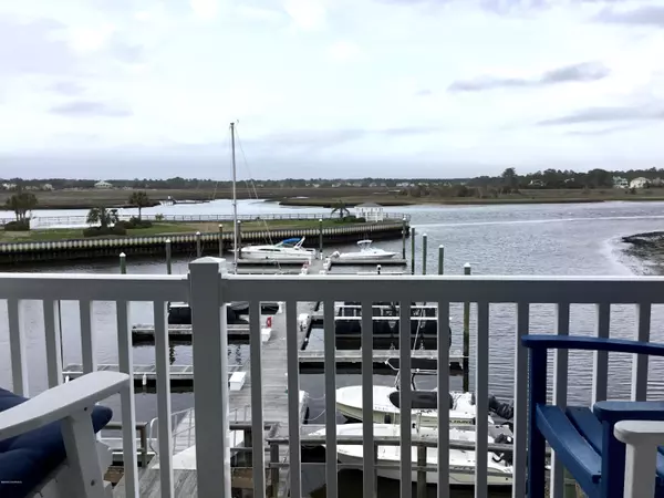 Oak Island, NC 28465,5400 E Yacht Drive #D11