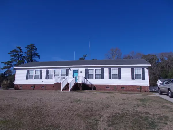 2958 Laurel Ridge LN, Kinston, NC 28504