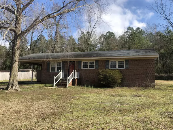 139 Dogwood Acres Road, Beulaville, NC 28518