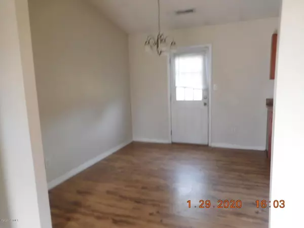 Richlands, NC 28574,100 Burrell LN