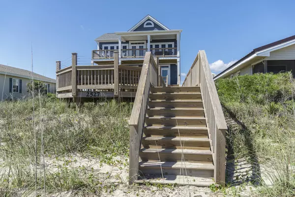 Oak Island, NC 28465,2527 W Beach Drive