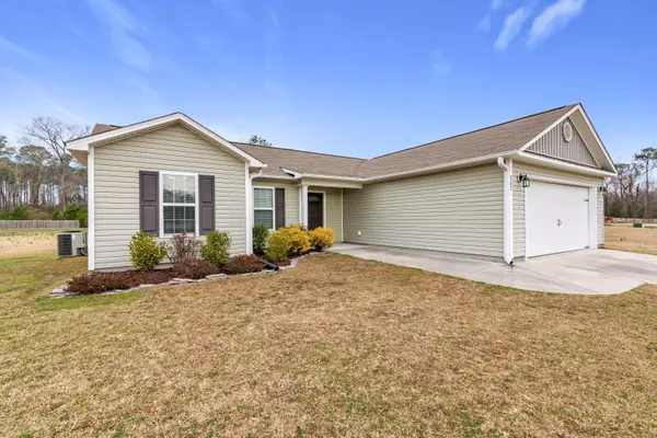 Richlands, NC 28574,203 Garden Folly LN