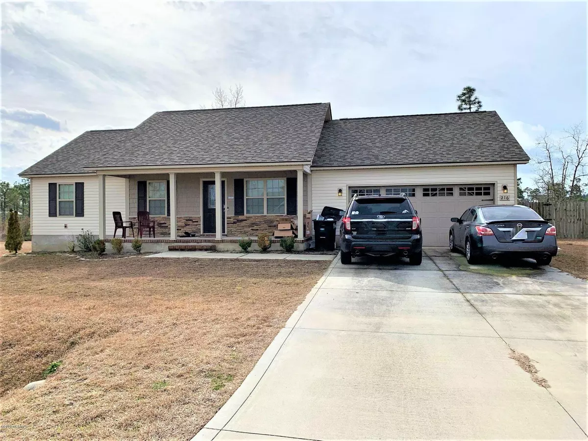 Hubert, NC 28539,216 Lockwood CT