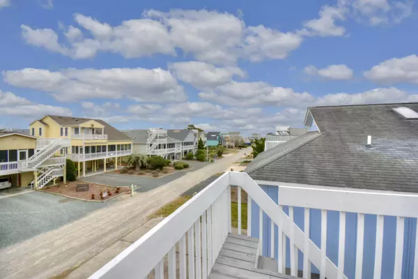 Sunset Beach, NC 28468,412 31st ST